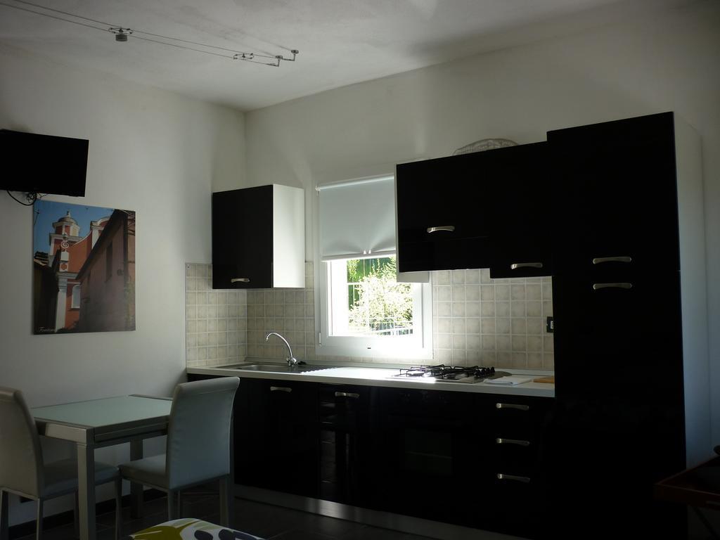 Studio Apartment,398595093:JPEG
